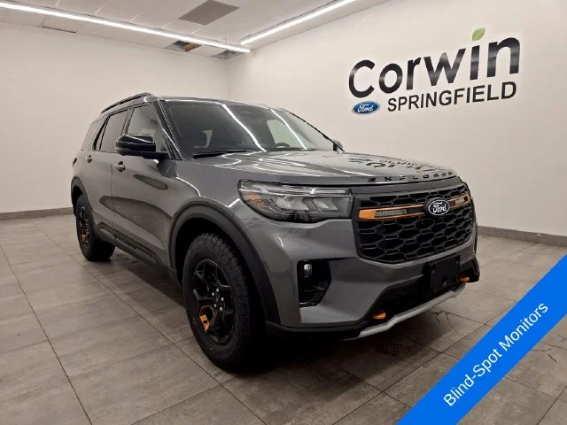 New 2027 Carbonized Gray Metallic Ford Tremor® image 6
