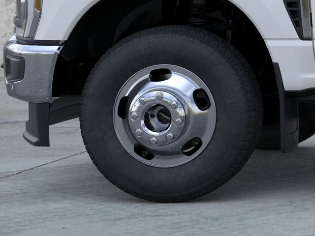 New 2026 Star White Metallic Tri-Coat Ford F-350® King Ranch® image 19