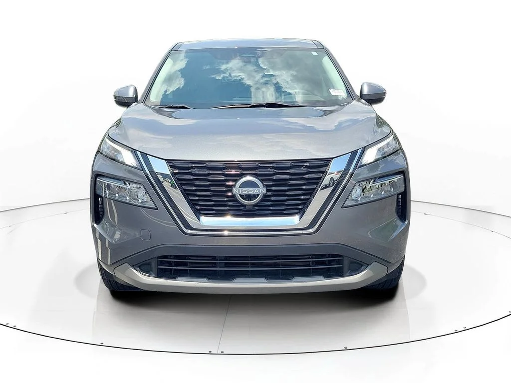 Certified Used 2023 Gray Nissan SV image 3