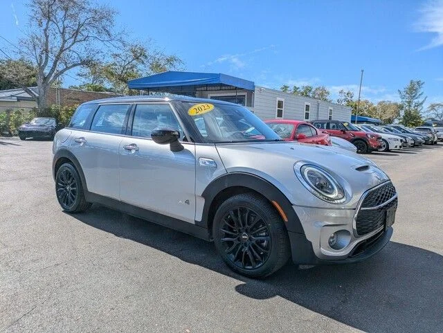 Used 2023 Silver MINI Cooper S ALL4 image 9