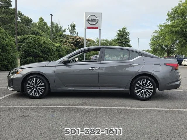 Used 2025 Gray Nissan 2.5 SV image 2
