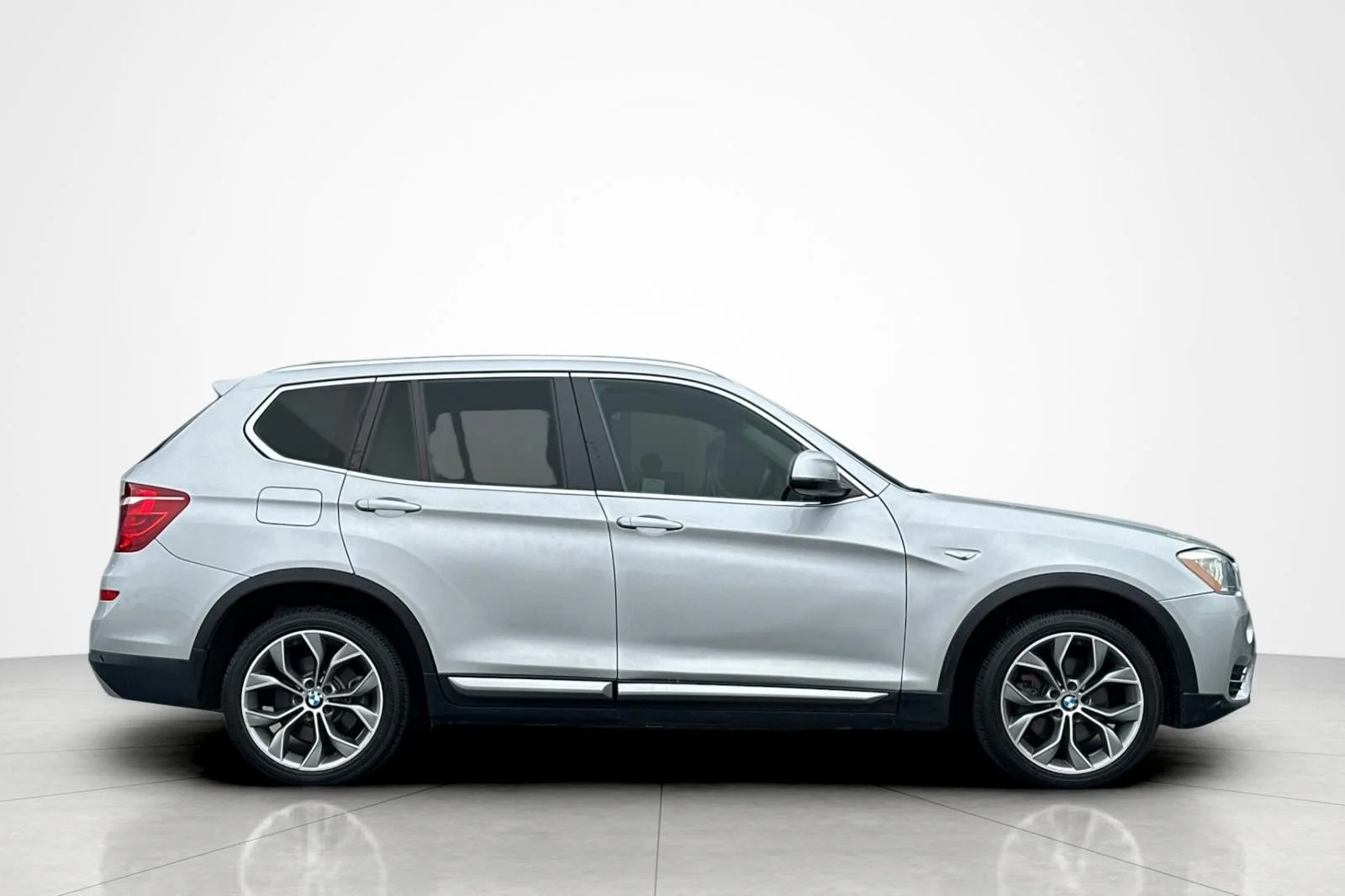 Used 2016 Glacier Silver Metallic BMW xDrive35i image 6