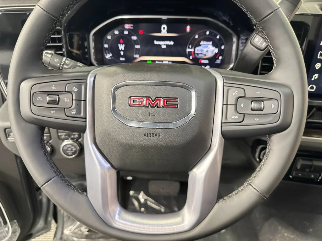 New 2026 Sterling Metallic GMC Elevation image 14
