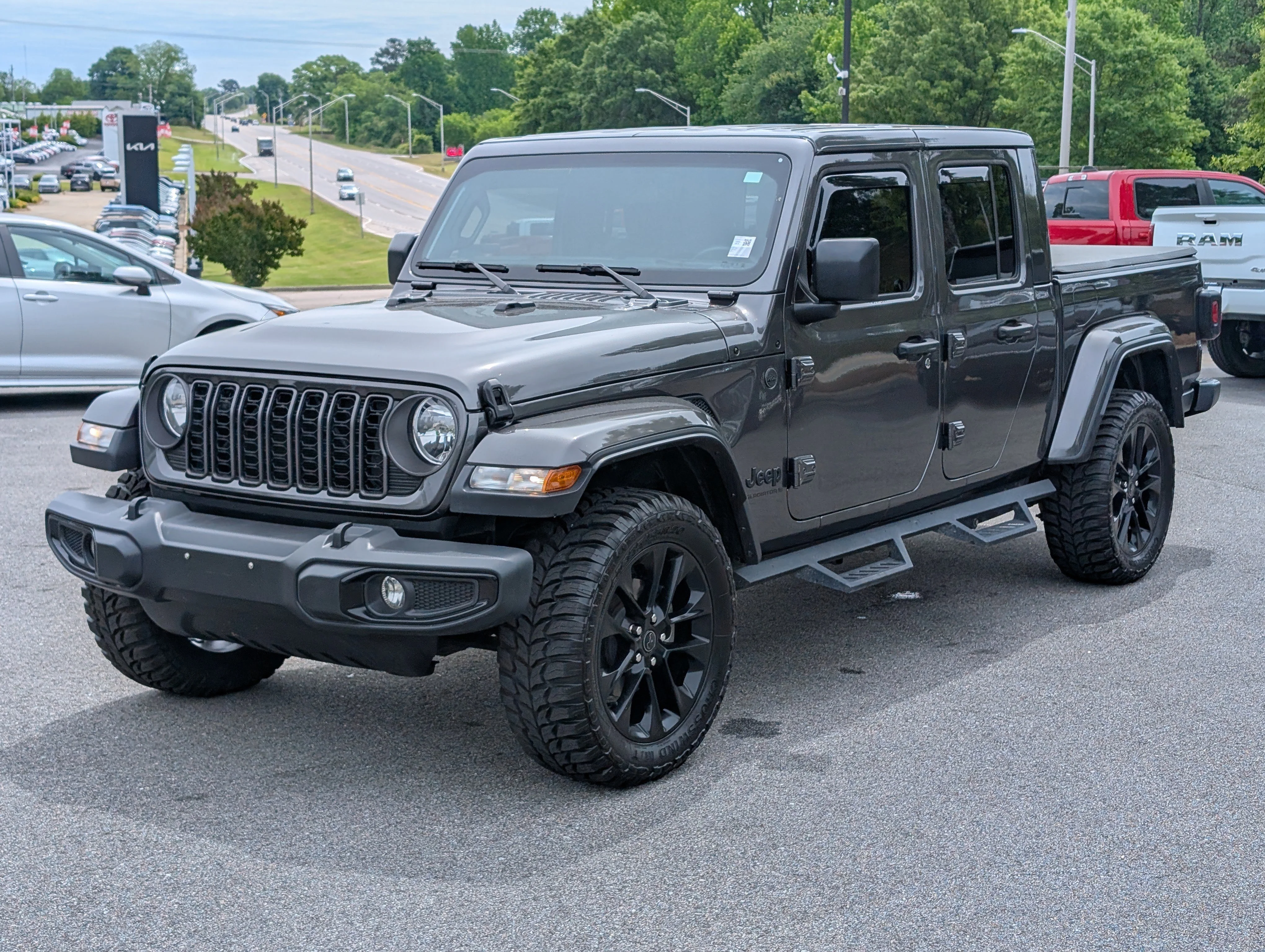 2024 Jeep Gladiator