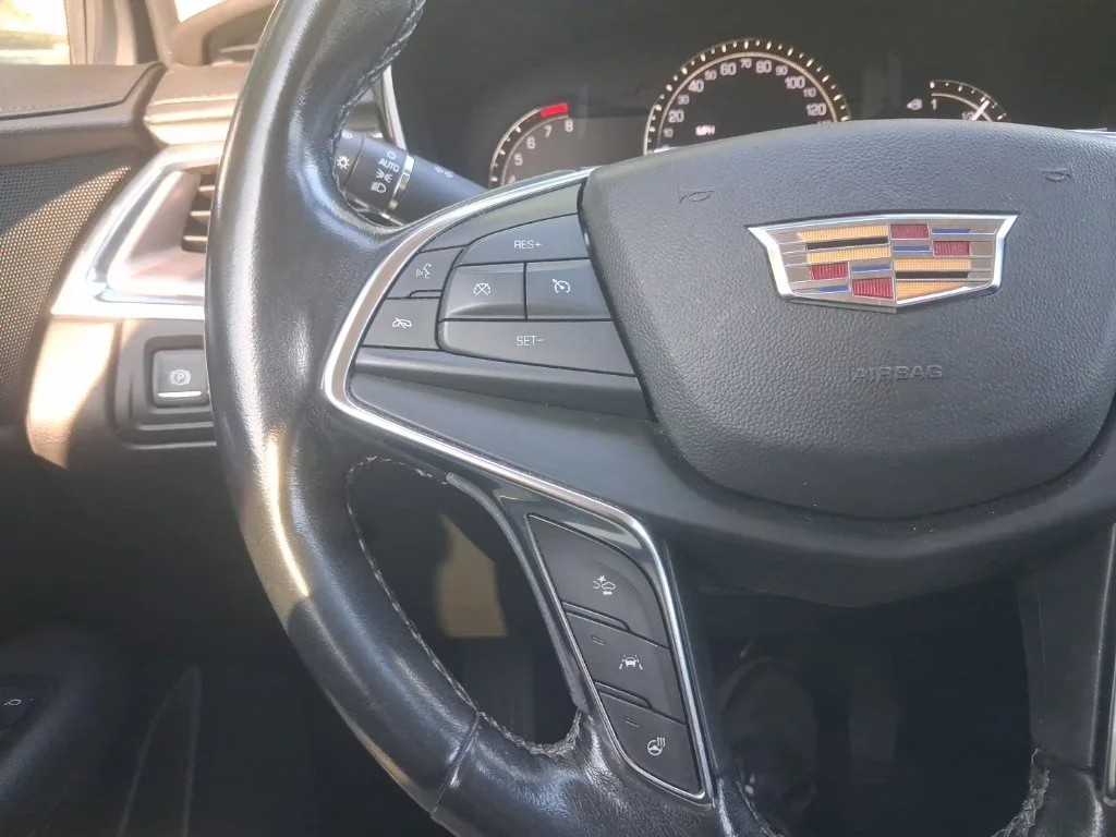 Used 2018 Silver Cadillac Premium Luxury image 32