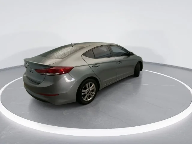 Used 2017 Gray Hyundai SE image 6