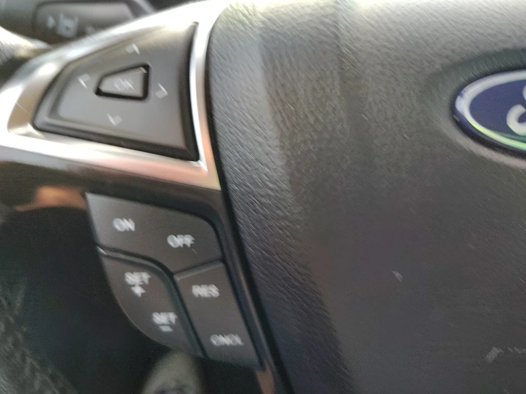 Used 2024 Oxford White Ford SEL image 20