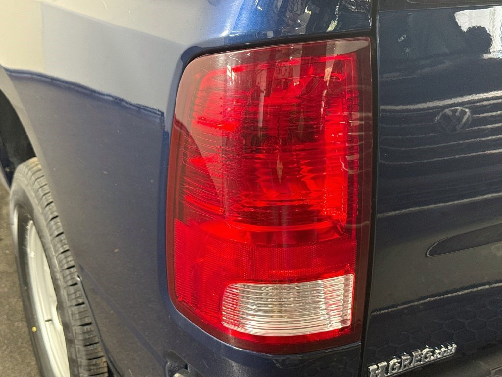 Used 2019 Patriot Blue Pearlcoat Ram Tradesman image 27