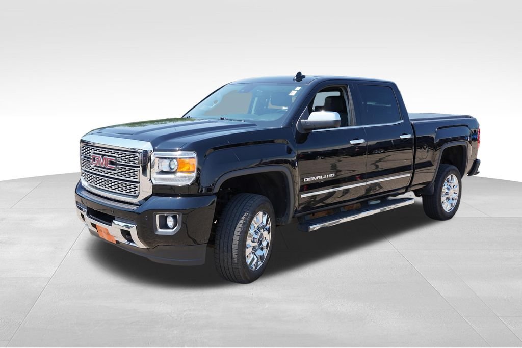 Certified Used 2019 Onyx Black GMC Denali image 11