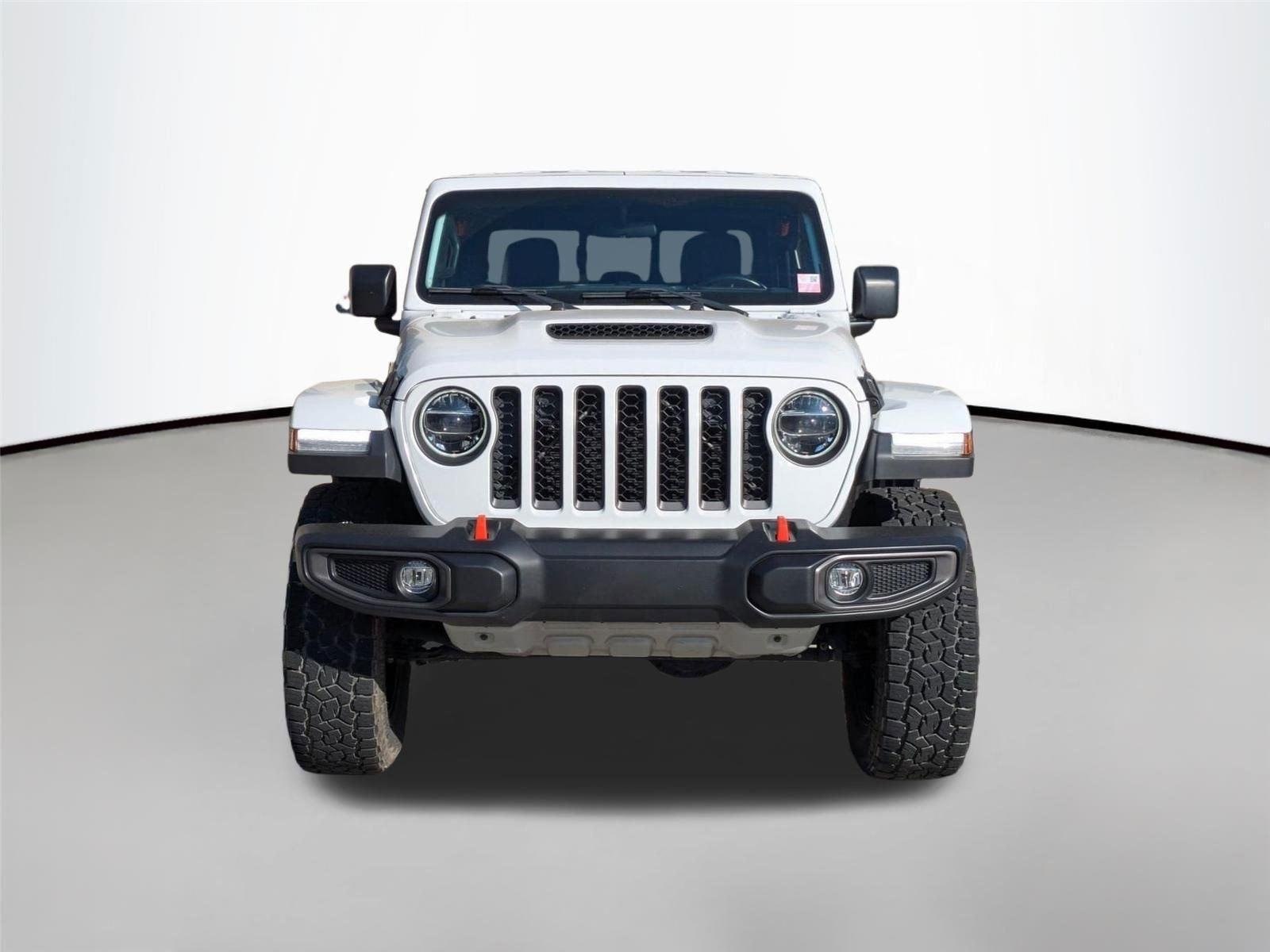 Used 2021 Bright White Clearcoat Jeep Mojave image 2