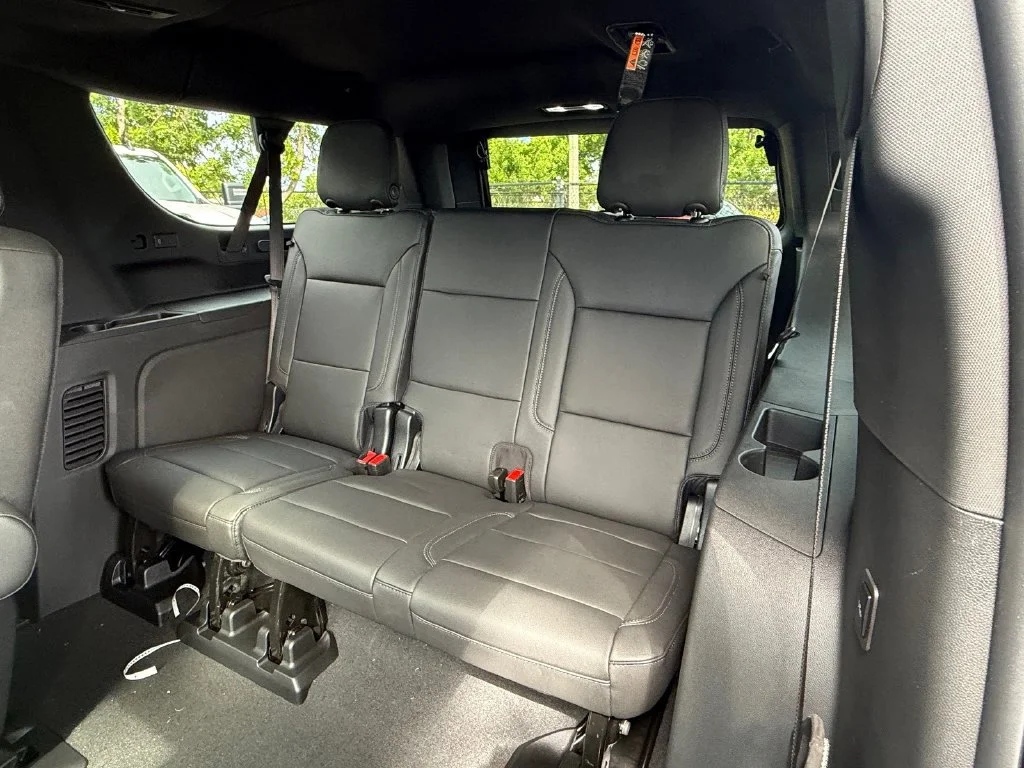 2026 Chevrolet Suburban Z71 - Photo 11