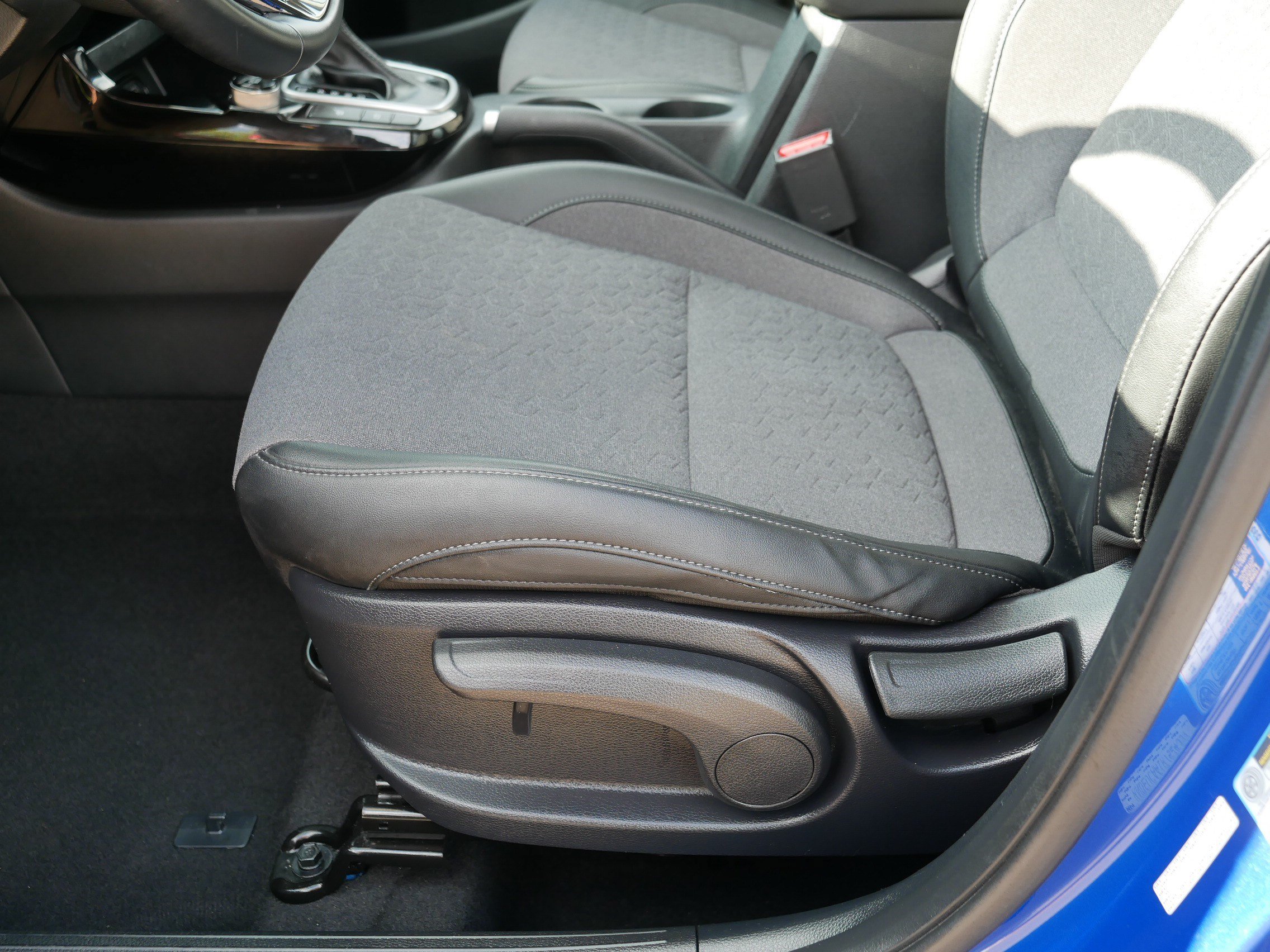 Used 2024 Neptune Blue Kia S image 20