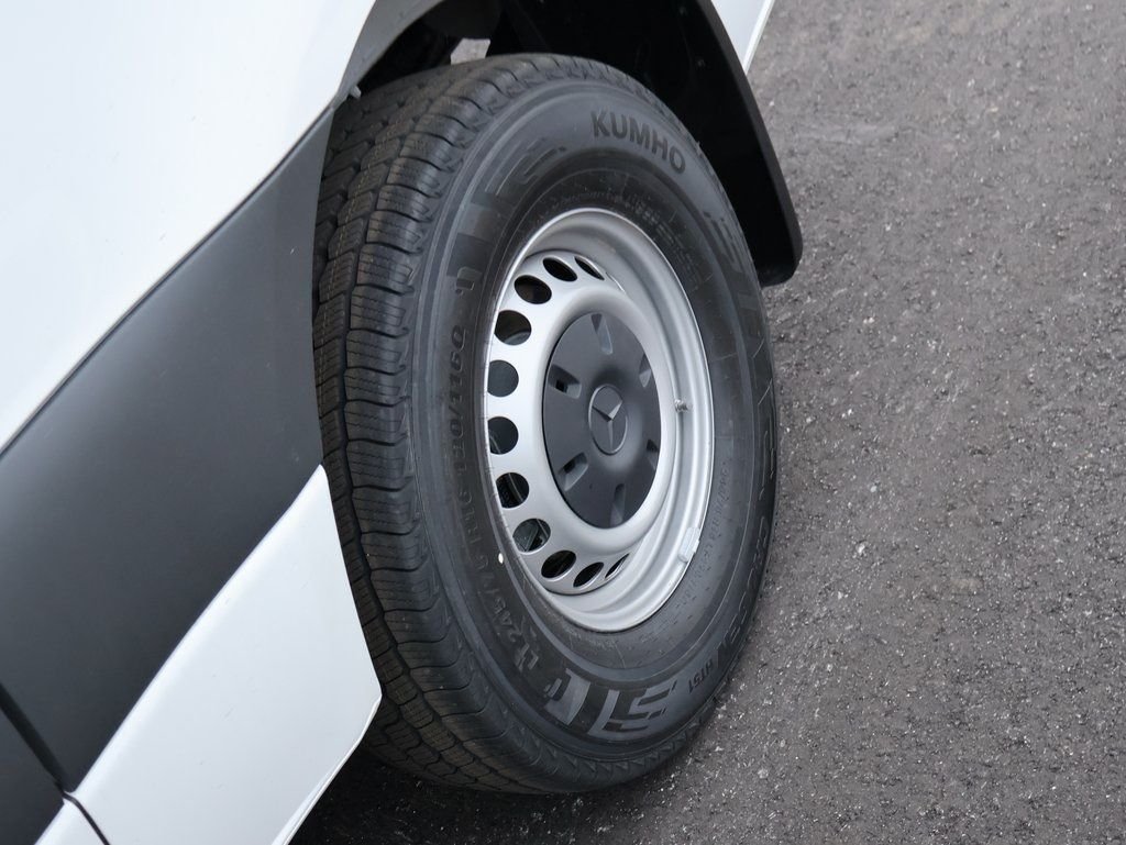 New 2026 Arctic White Mercedes-Benz Cargo 144 WB image 39