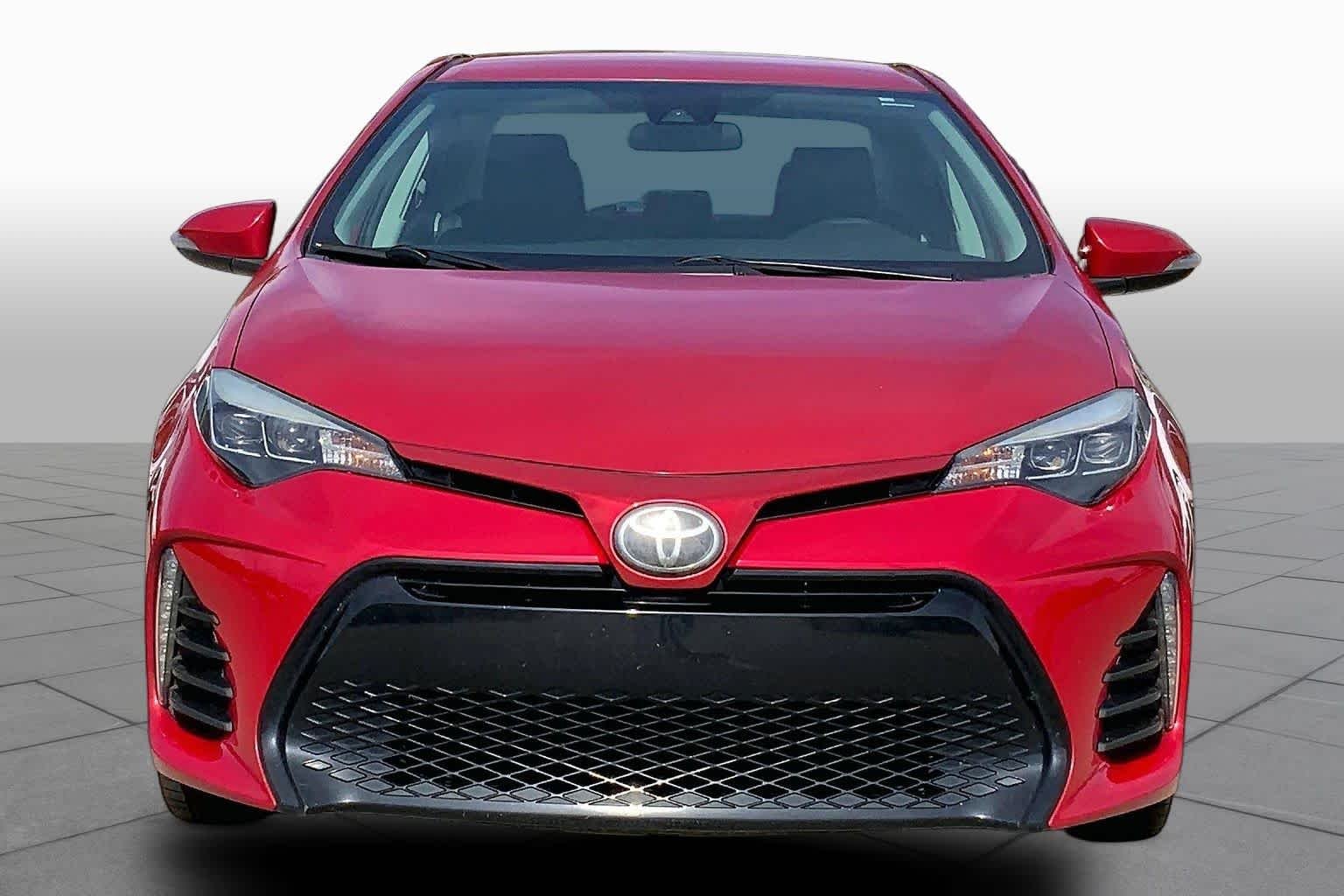 Pre-Owned 2018 Toyota Corolla SE