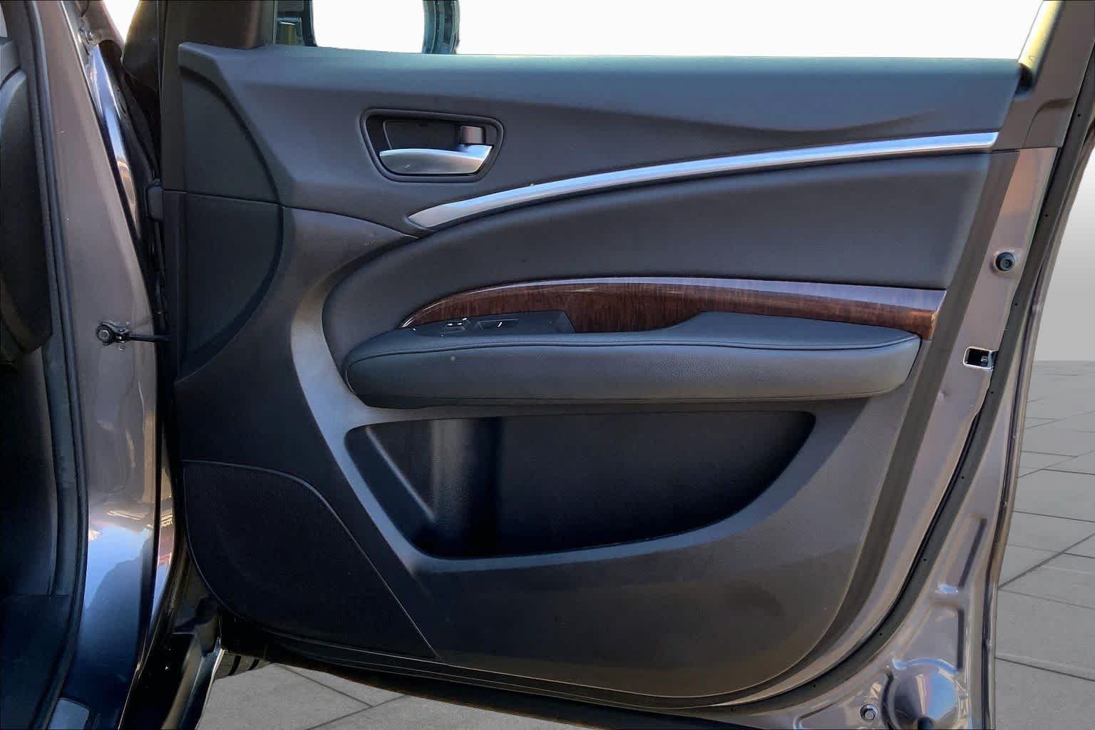 Used 2020 Modern Steel Metallic Acura  image 20