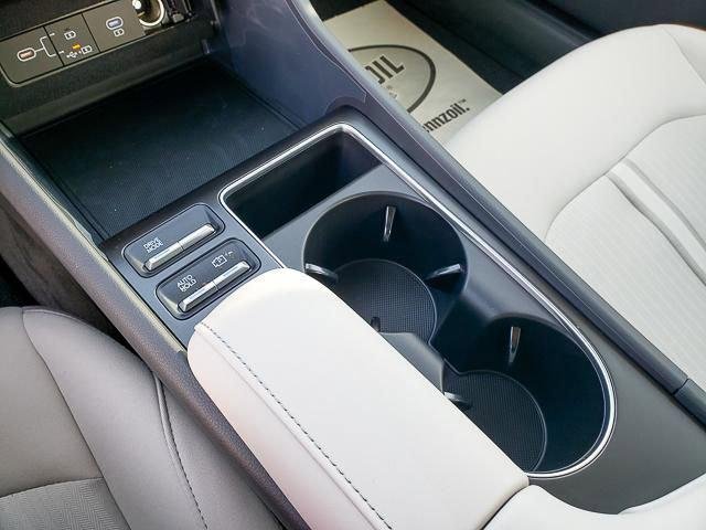 New 2026 White Hyundai Blue image 12