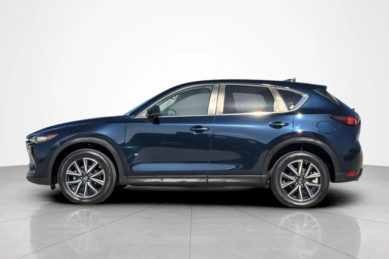 Used 2018 Mazda CX-5 Touring with VIN JM3KFBCM3J0444600 for sale in Carson, CA
