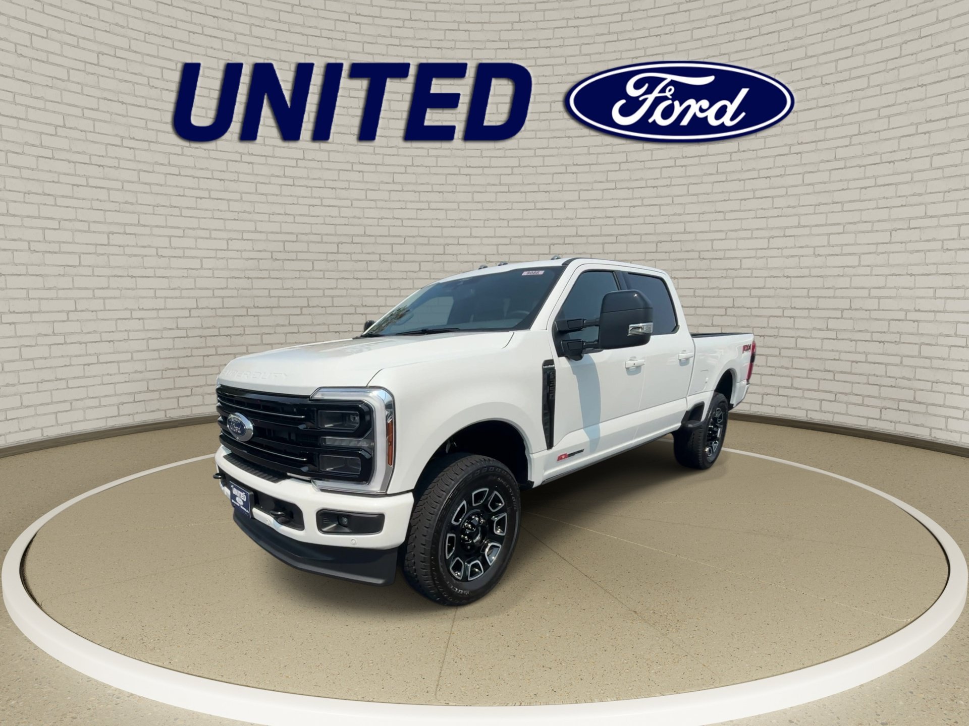 New 2026 Star White Metallic Tri-Coat Ford F-350® Platinum® image 4