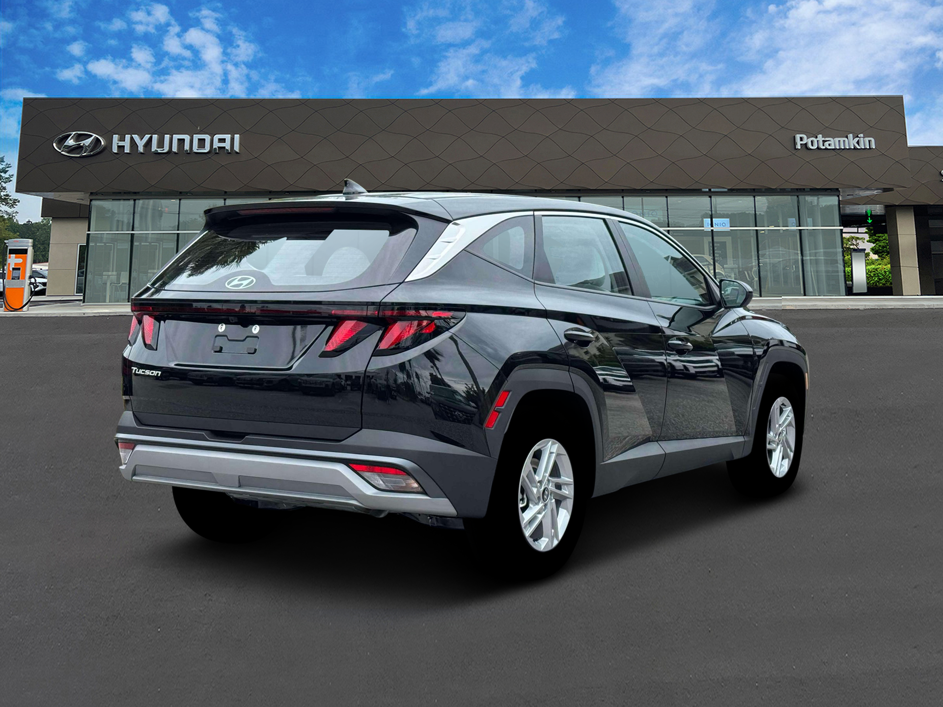 New 2026 Phantom Black Hyundai SE image 7