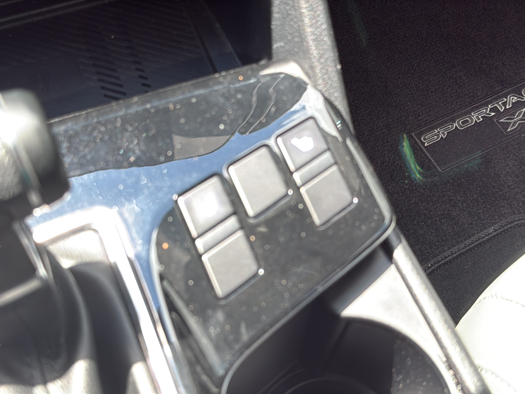 Used 2024 Black Kia X-Line image 26