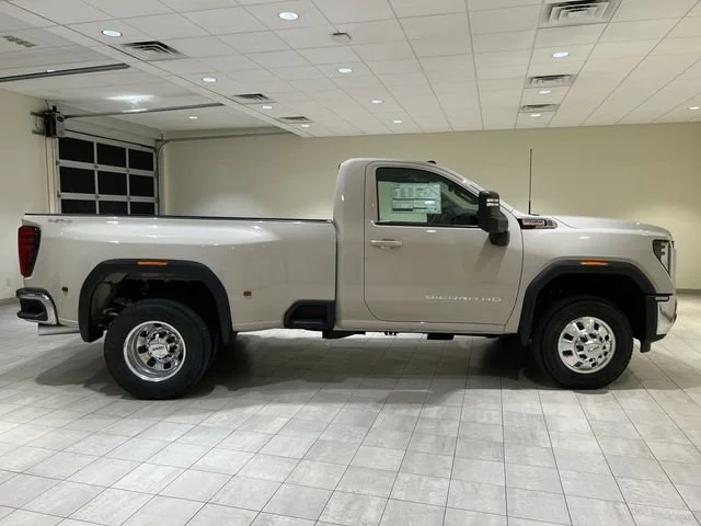 2026 GMC Sierra 3500HD SLE - Photo 6