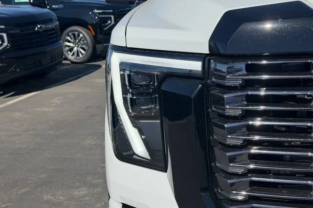 New 2026 Summit White GMC Denali Ultimate image 4