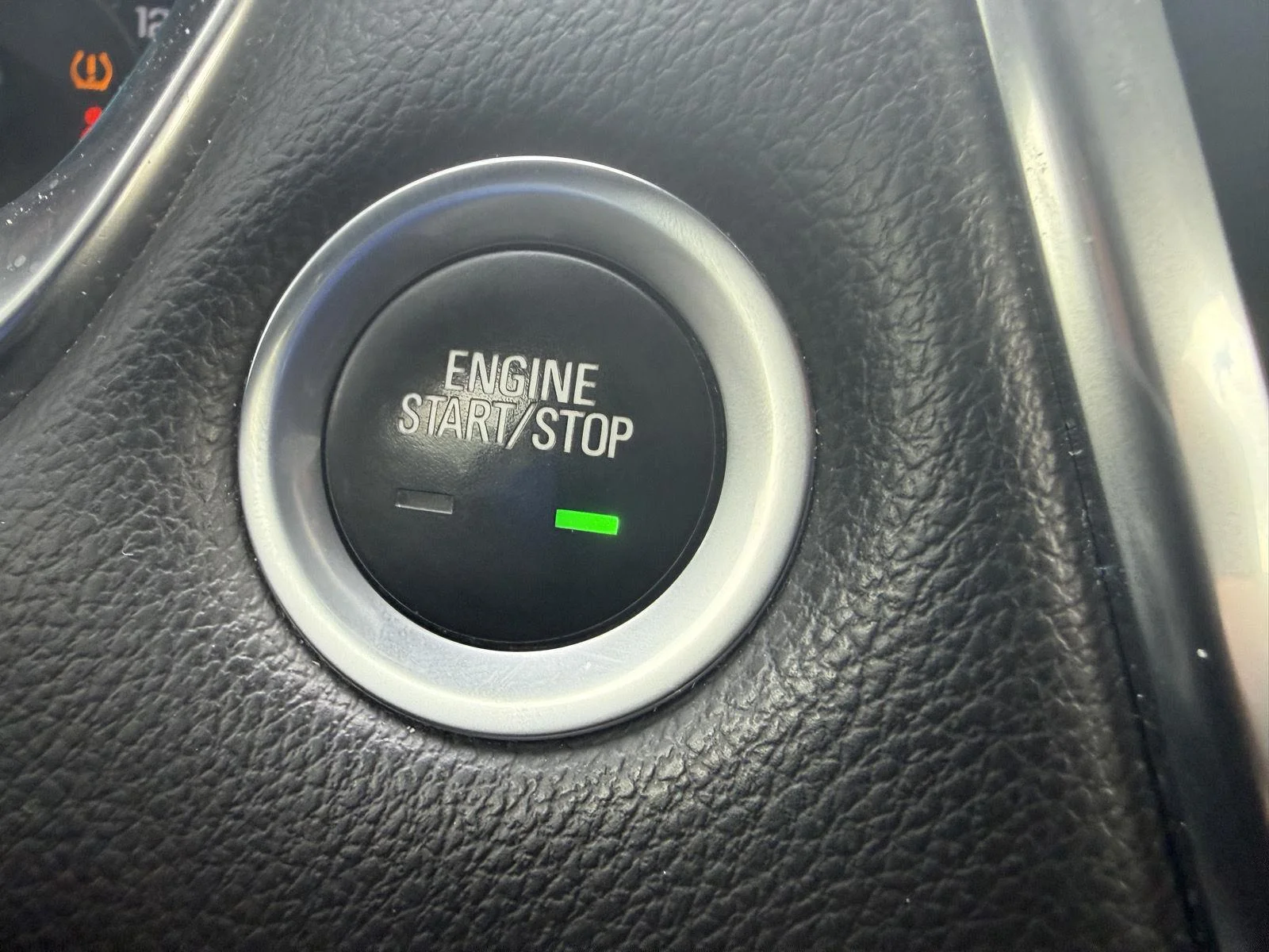 Used 2019 MOSAIC BLACK METALLIC Chevrolet LT Cloth image 14