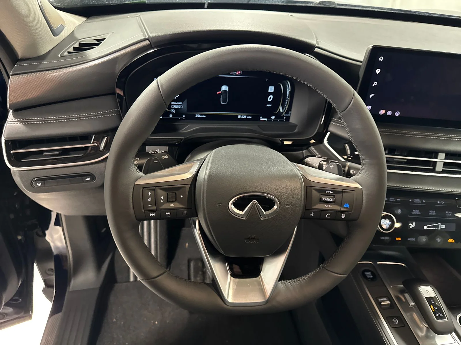 2026 INFINITI QX60 LUXE - Photo 15