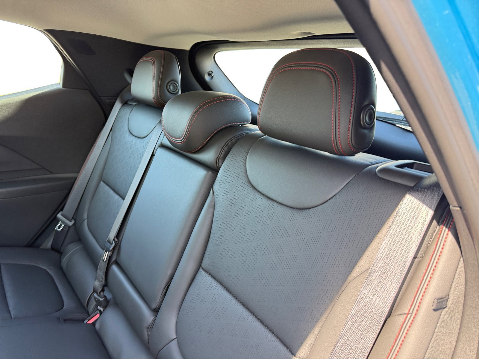 2027 Chevrolet Bolt RS - Photo 16
