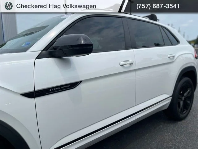 Used 2023 Opal White Pearl Volkswagen 3.6L V6 SEL R-Line image 3