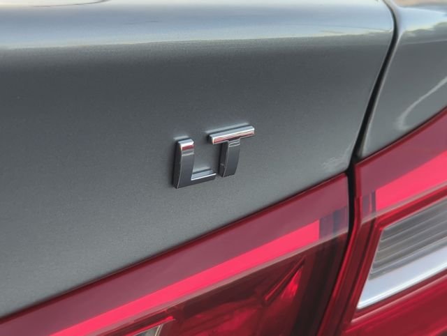 Used 2024 Sterling Gray Metallic Chevrolet LT image 25