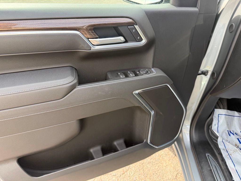 New 2026 Sterling Gray Metallic Chevrolet RST image 25