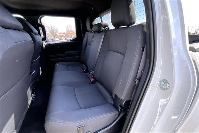 2024 Toyota Tacoma SR5 - Photo 19