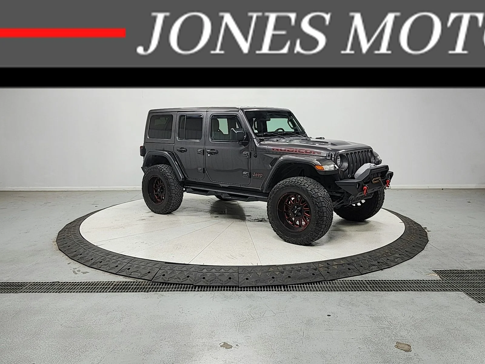 Used 2021 Gray Jeep Unlimited Rubicon image 1