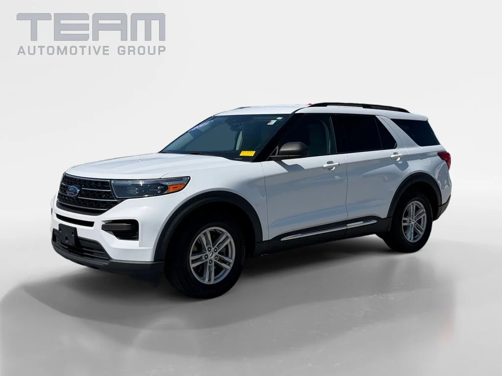 Used 2021 White Ford XLT image 3