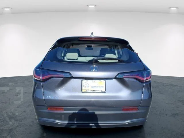 Used 2023 Gray Honda LX image 7