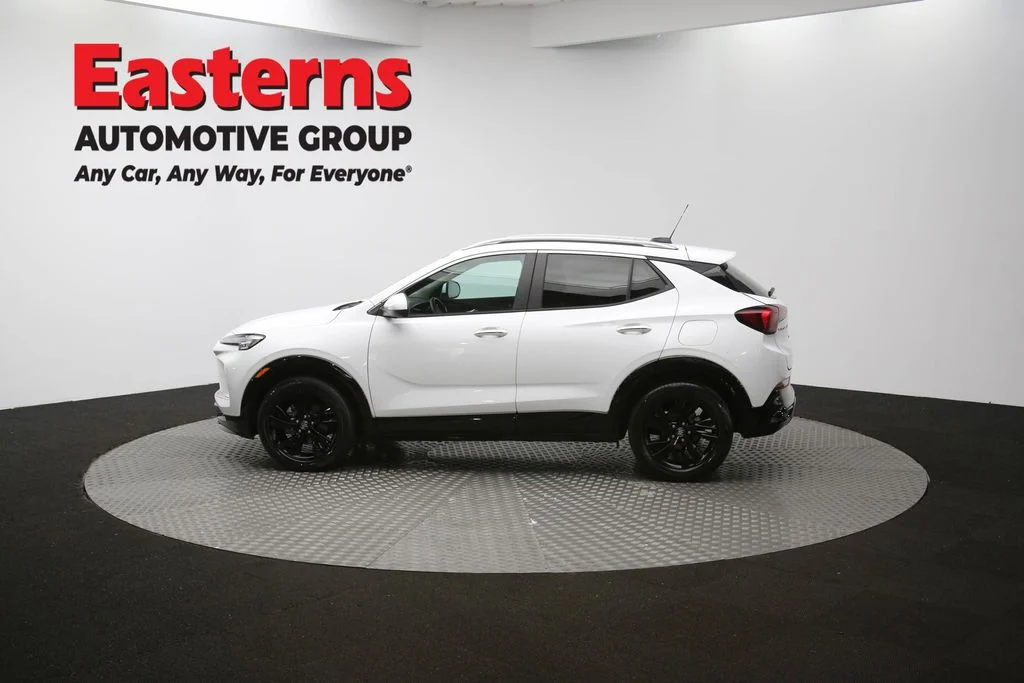 Used 2024 White Buick Sport Touring image 59