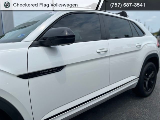 Used 2023 Opal White Pearl Volkswagen 3.6L V6 SEL R-Line image 3