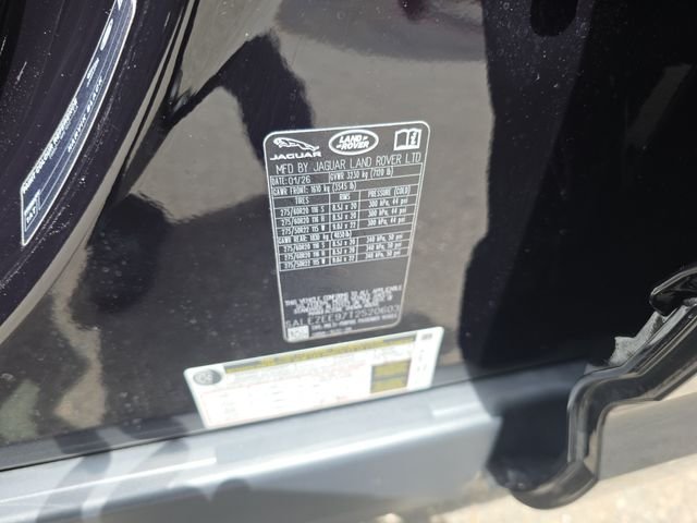 New 2026 Narvik Black Land Rover OCTA Black image 24