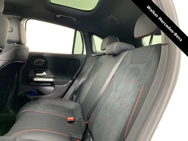 New 2025 Polar White Mercedes-Benz GLA 250 image 37