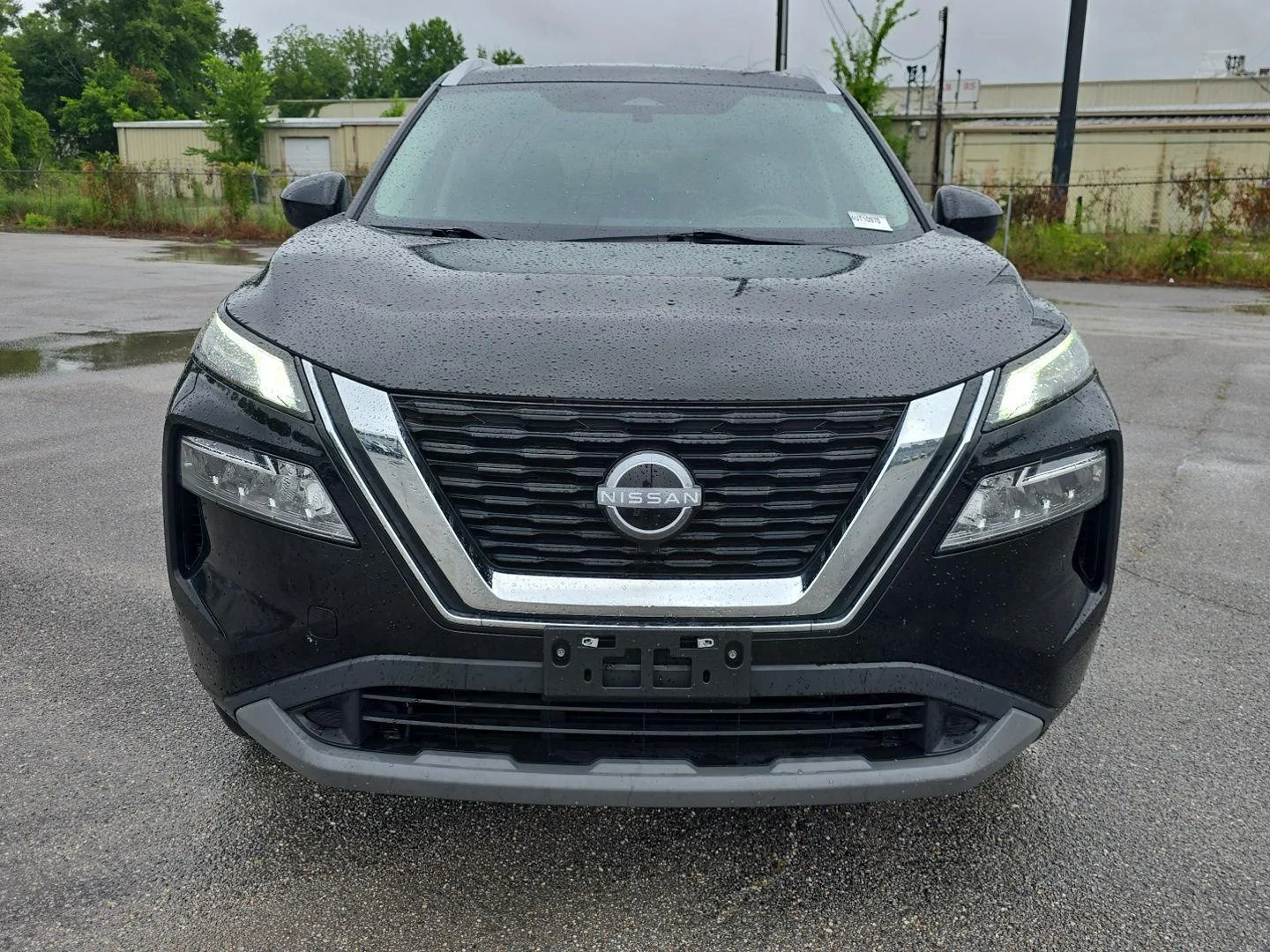 Used 2023 Super Black Nissan SV image 11