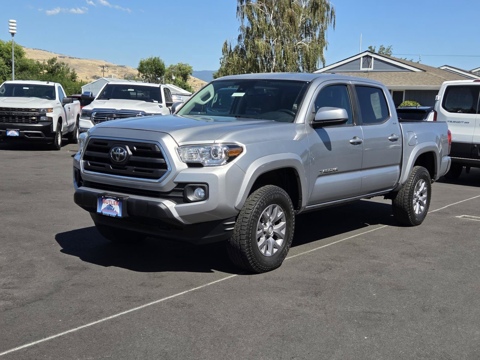 Used 2019 Silver Sky Metallic Toyota SR5 image 1