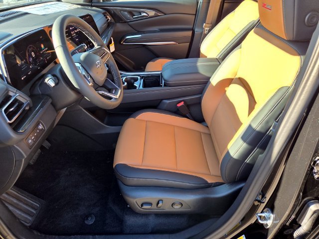 2027 Chevrolet Traverse Z71 - Photo 6