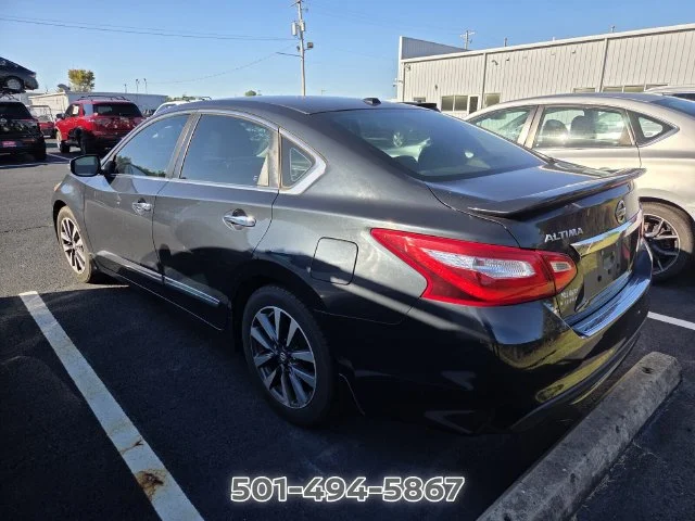Used 2017 Blue Nissan 2.5 SV image 5