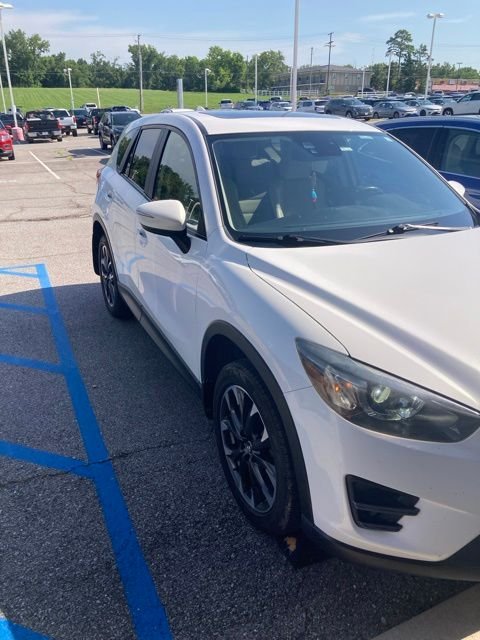 Used 2016 White Mazda Grand Touring image 2