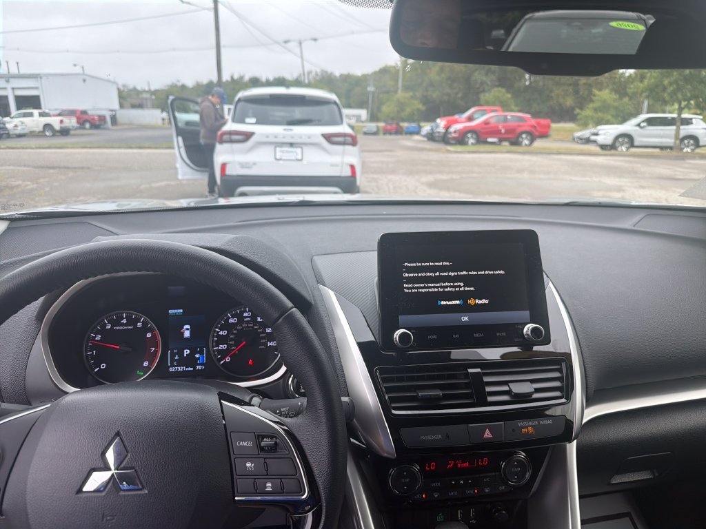Used 2025 Silver Mitsubishi SE image 20