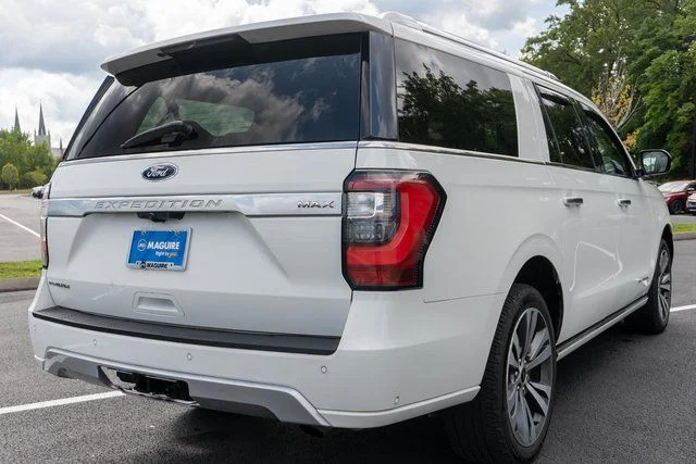 Used 2021 White Metallic Ford Platinum image 6