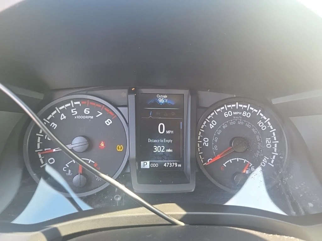 Used 2023 White Toyota SR image 29