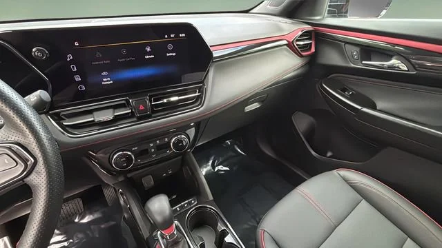 Used 2025 Sterling Gray Metallic Chevrolet RS image 24