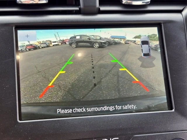 Used 2020 Black Ford SE image 29